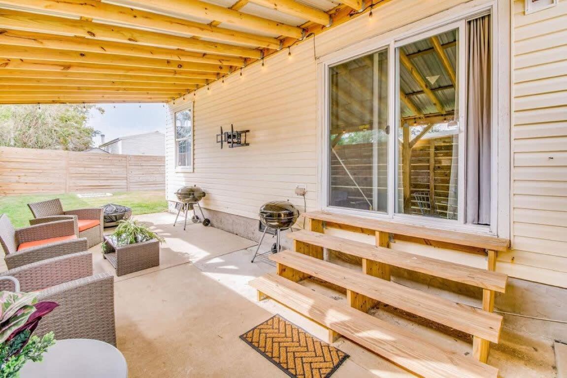 Cam'S Coastal Cottage- Nas Pensacola, Close To Beach Kültér fotó