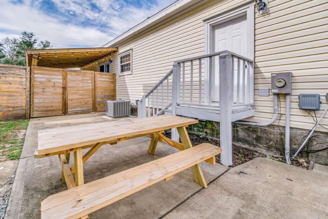 Cam'S Coastal Cottage- Nas Pensacola, Close To Beach Kültér fotó